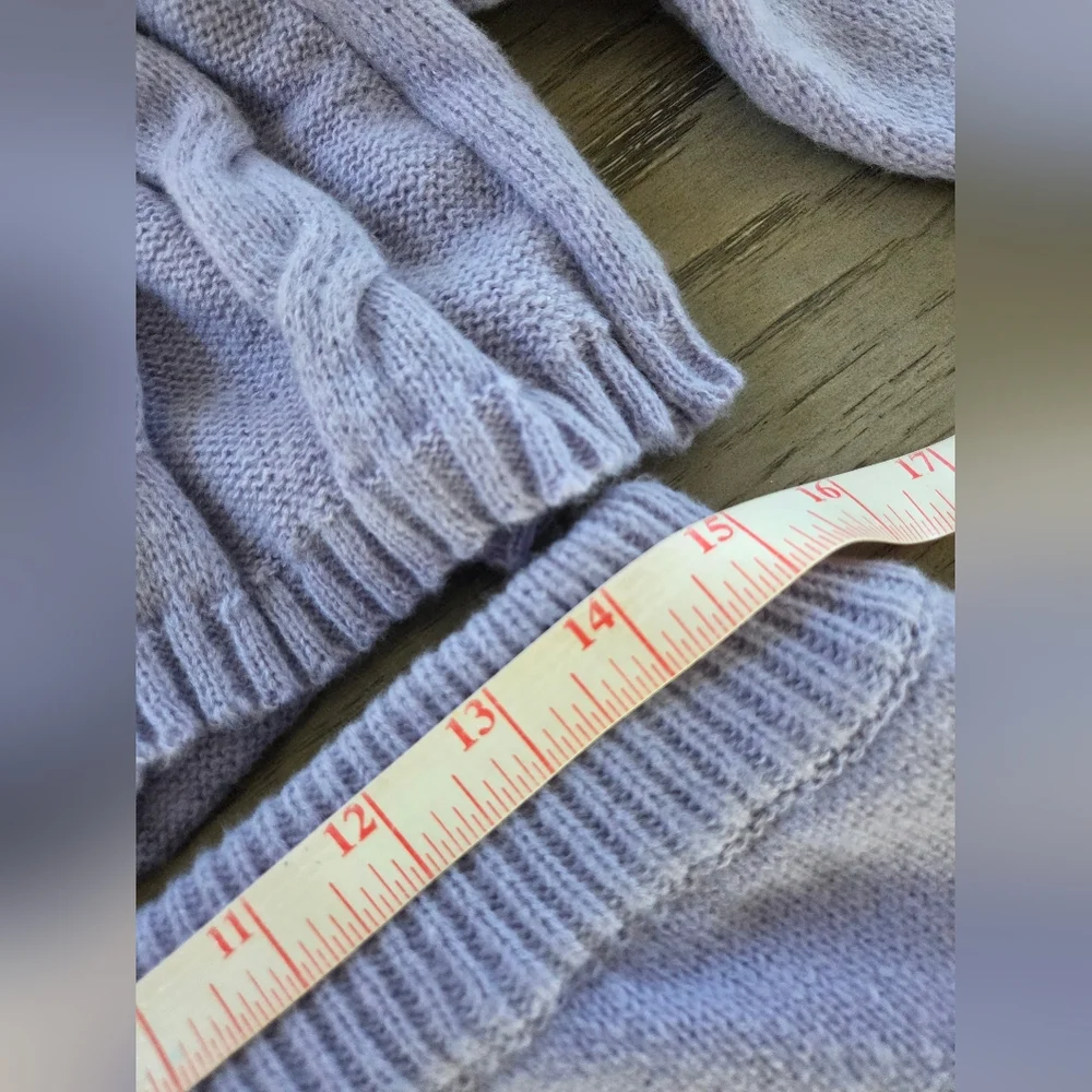 Knitted Set - Picture 6 of 9